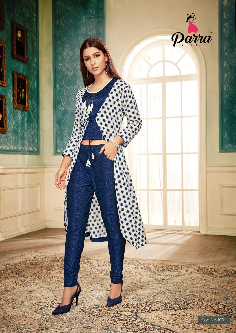 Amaya Kurti With Bottom
