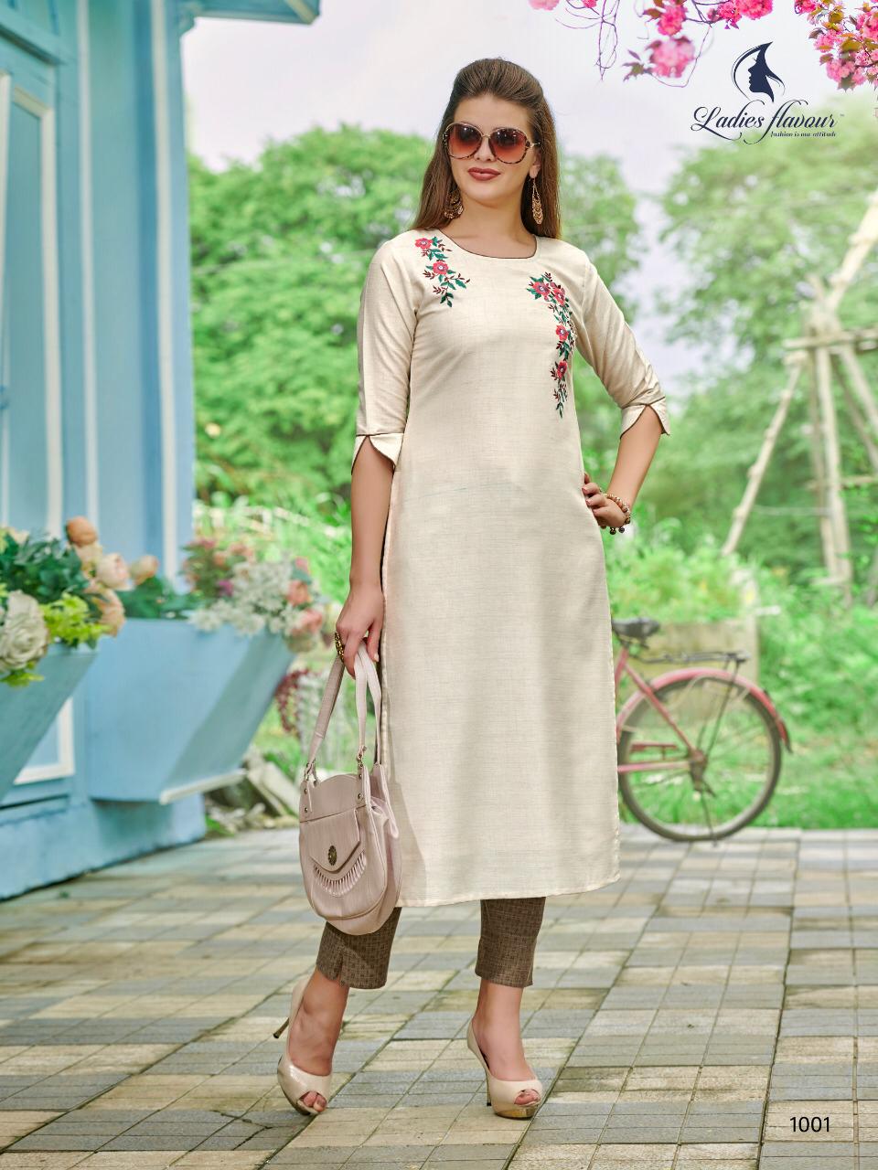 Ethnic Latest New Designer Ladies Long Kurti, Floral, Stitched at Rs 1399  in Surat