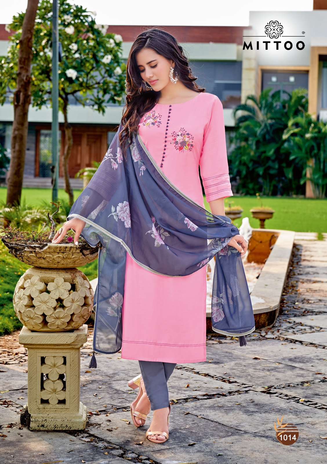 Mittoo Shringar Vol 7  Viscose Weaving Embroidery & Hand Work On Wholesale 