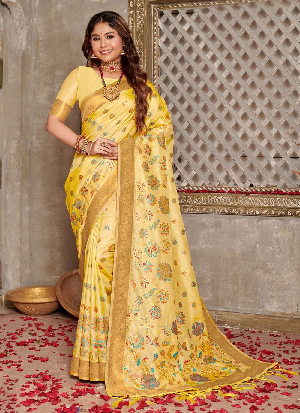 Wholesale Sarees Catalog: Sarees Manufacturer in Surat| India
