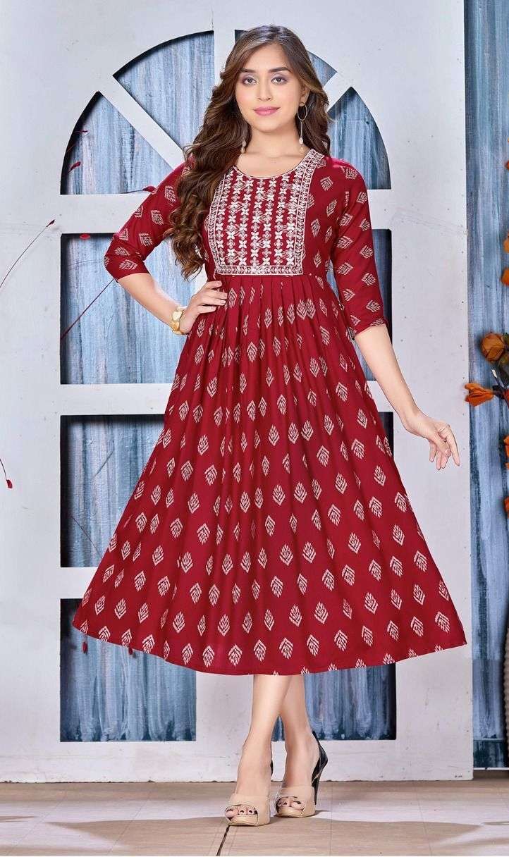 Libas Women Red & Gold-Toned Ethnic Motifs Embroidered Kurta - Absolutely  Desi