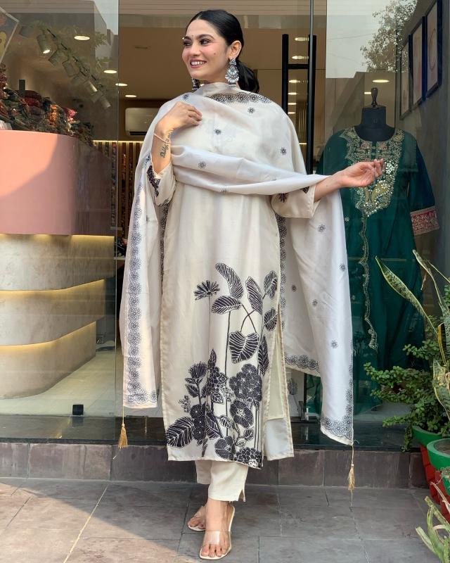 Felocity Chhavi catalog indian dress kurti design