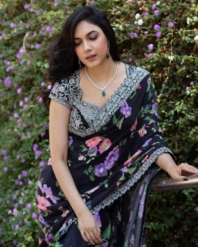 Dazira Bt 427 catalog company saree sale price in surat