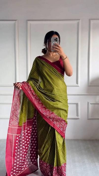 Dazira Scdf Selfie catalog wholesale designer saree surat