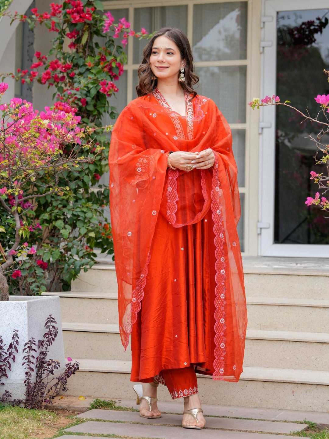 Felocity  637 catalog trendy kurtis online india