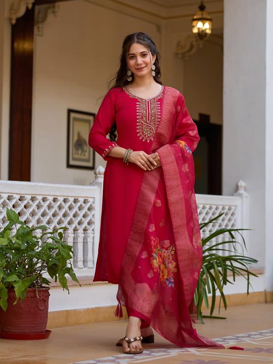 Felocity B 23 catalog buy ladies kurtis online india