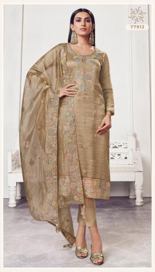 Vinay Kuleesh Poshak catalog wholesalers of salwar kameez in park street