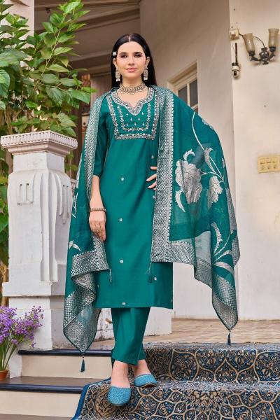Vamika Riwayat catalog kurtis at wholesale price