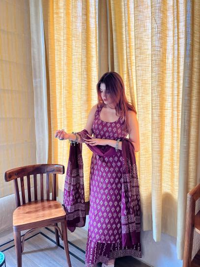 Felocity Gulab catalog wholesale kurti shop in kolkata