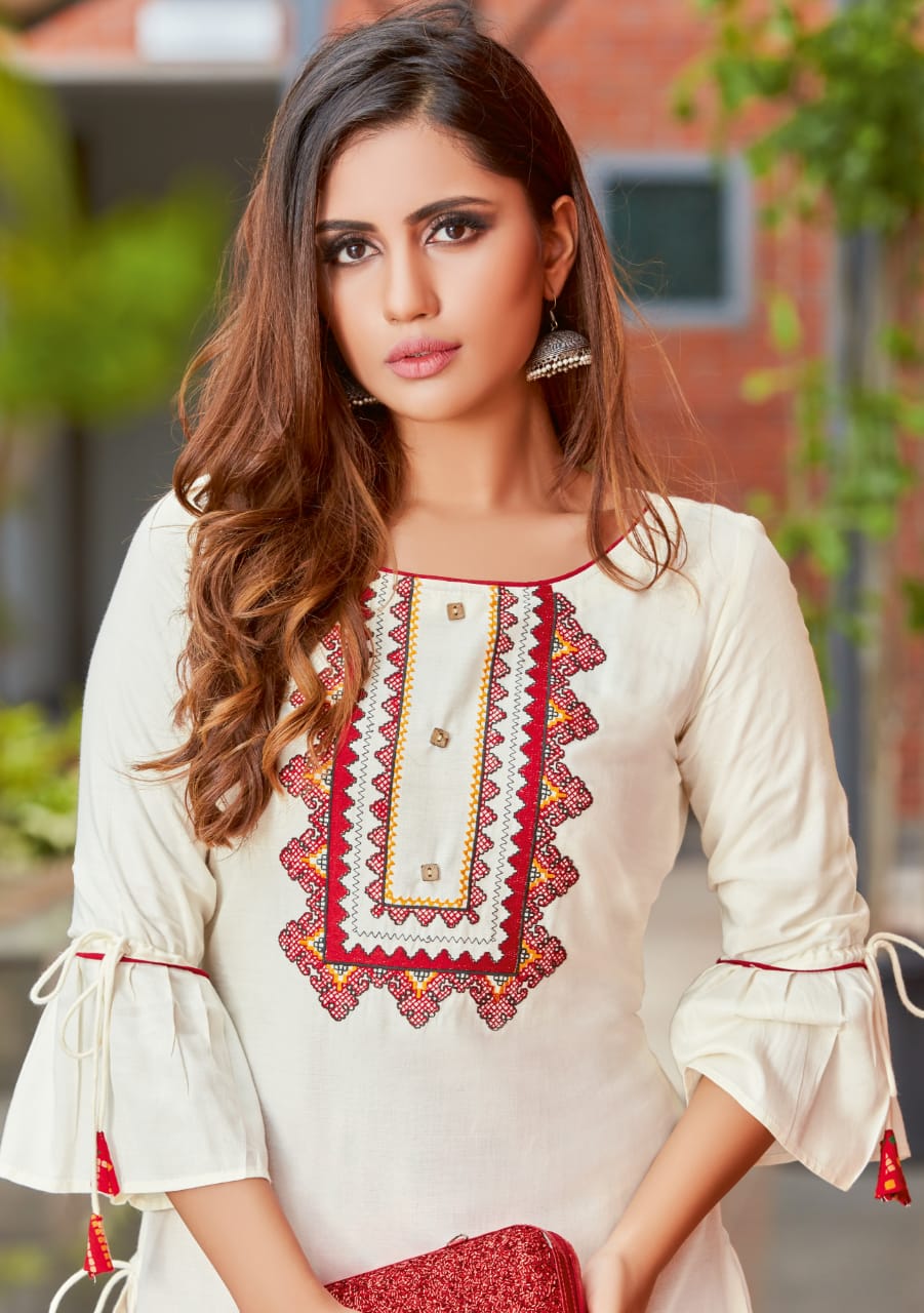 Mittoo Panghat Vol 8 Designer Kurti With Plazzo Collection