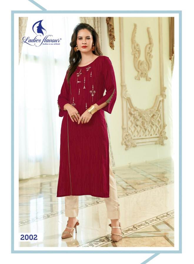 Ladies Flavour Presents Ozarro Collection Of Stylish Kurti With Bottom