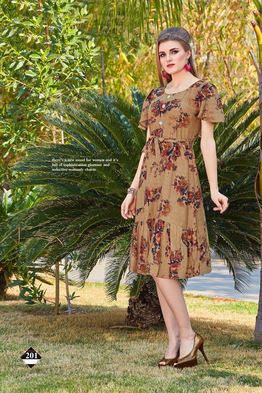 Trendy Presents Flyeer Collection Of Heavy Rayon Printed Short Round Kurtis
