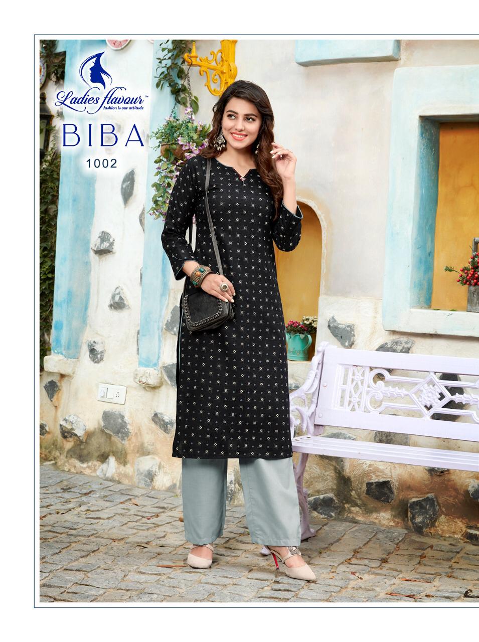 Latest Summer Lawn Kurta Designs 2024-2025 Stitching Styles | Kurti designs,  Lawn kurti designs, Sleeves designs for dresses