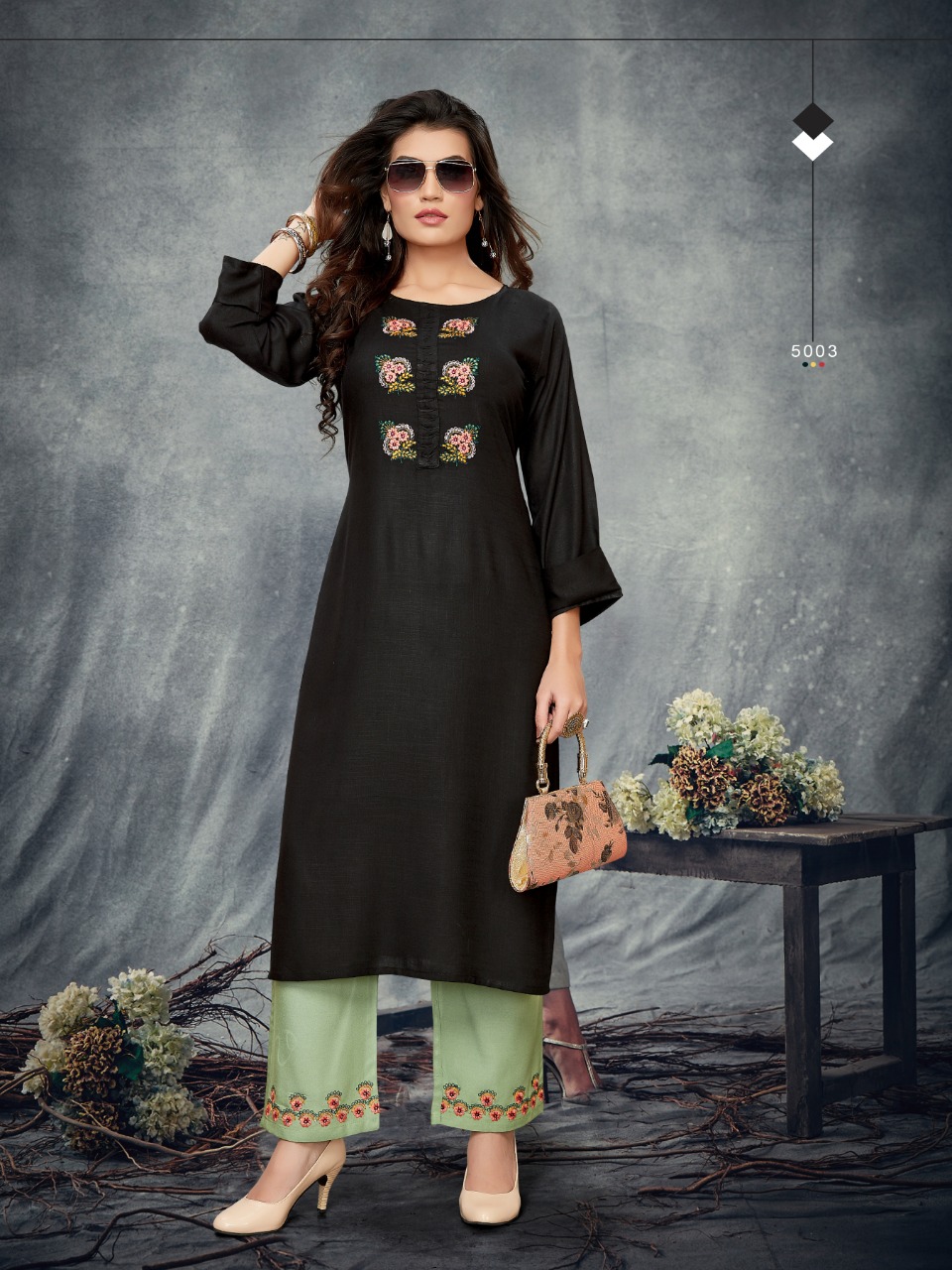 Banwery Present Praise Casual Wear Kurti With Palazzo Collection.