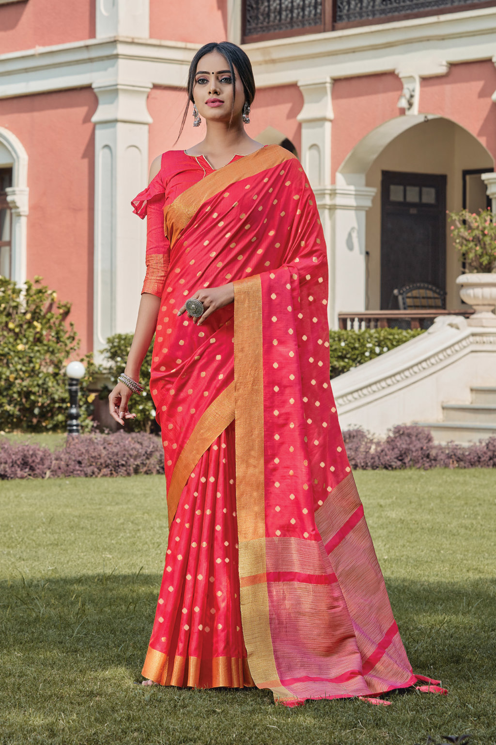 Sangam Presents Tara Sitara Vol-3 Handloom Silk Saree With Zari Weaving