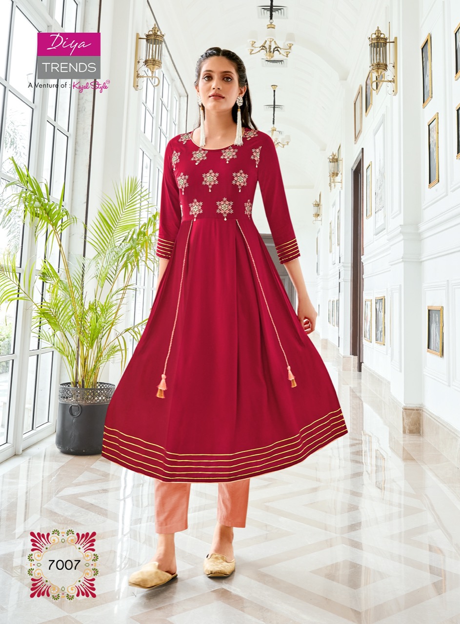 Embroidered anarkali kurti shop