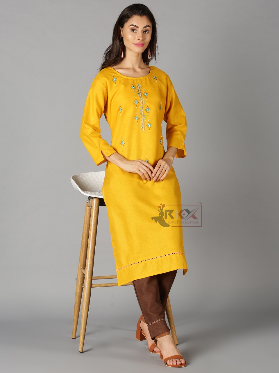 Sf Queen Vol 6 Fancy Kurtis Women's Kurti  Bottom Low Rate ?
