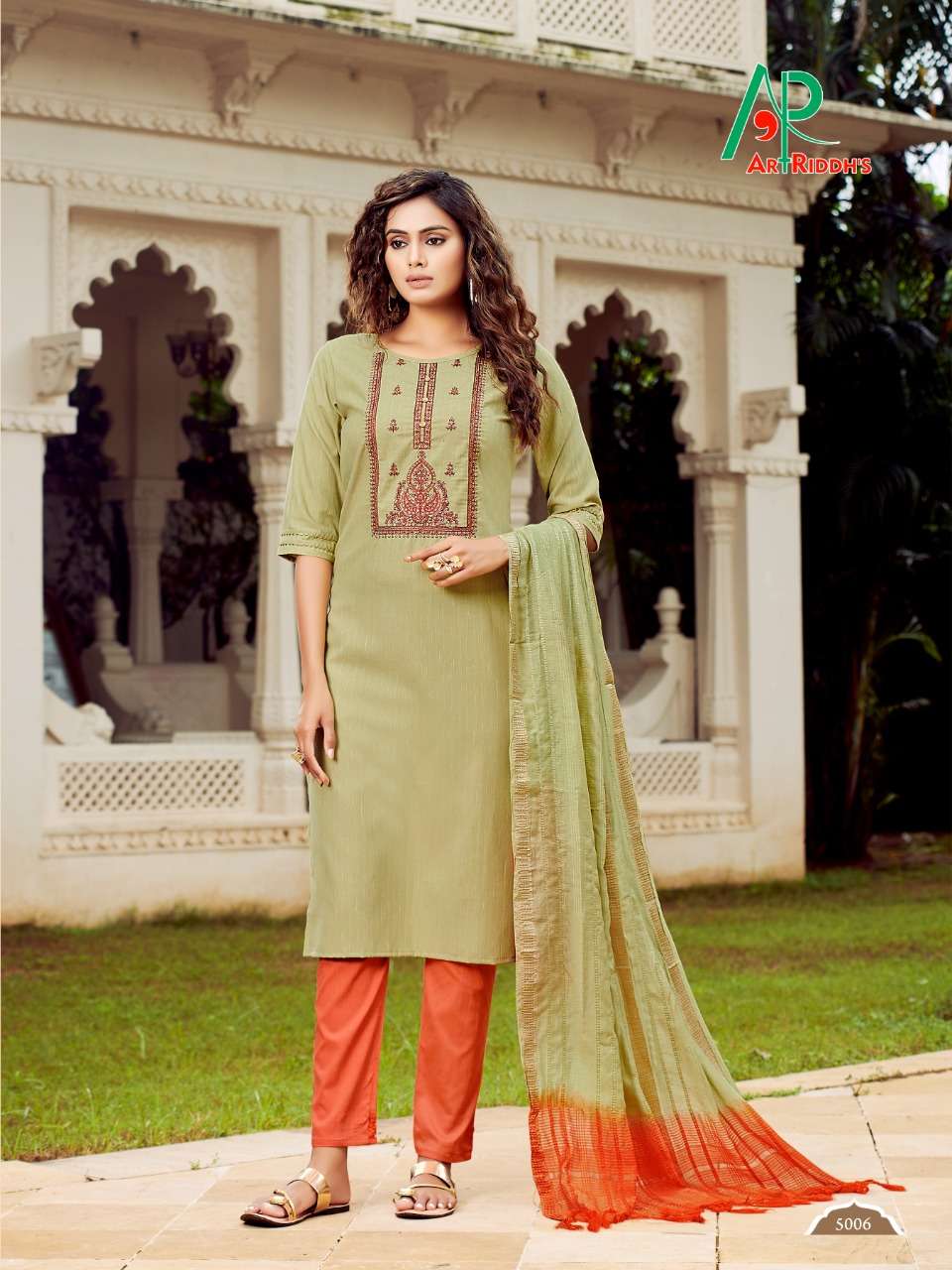 Online Shopping With Latest Kurti Designs | Ethnic Wear Store