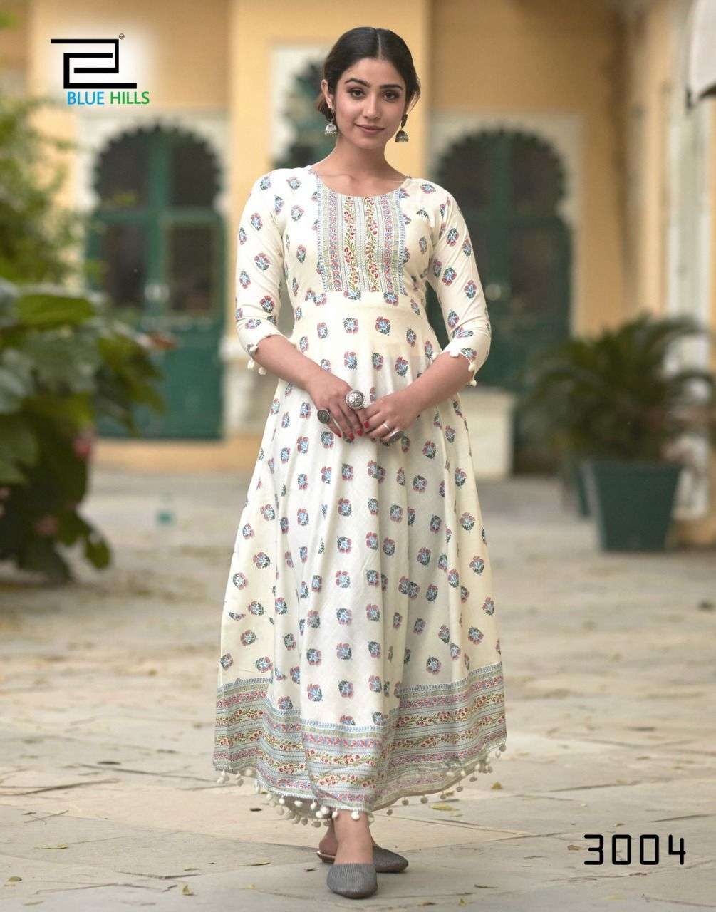 Buy Olive Green Kurtas for Women by AVAASA SET Online | Ajio.com