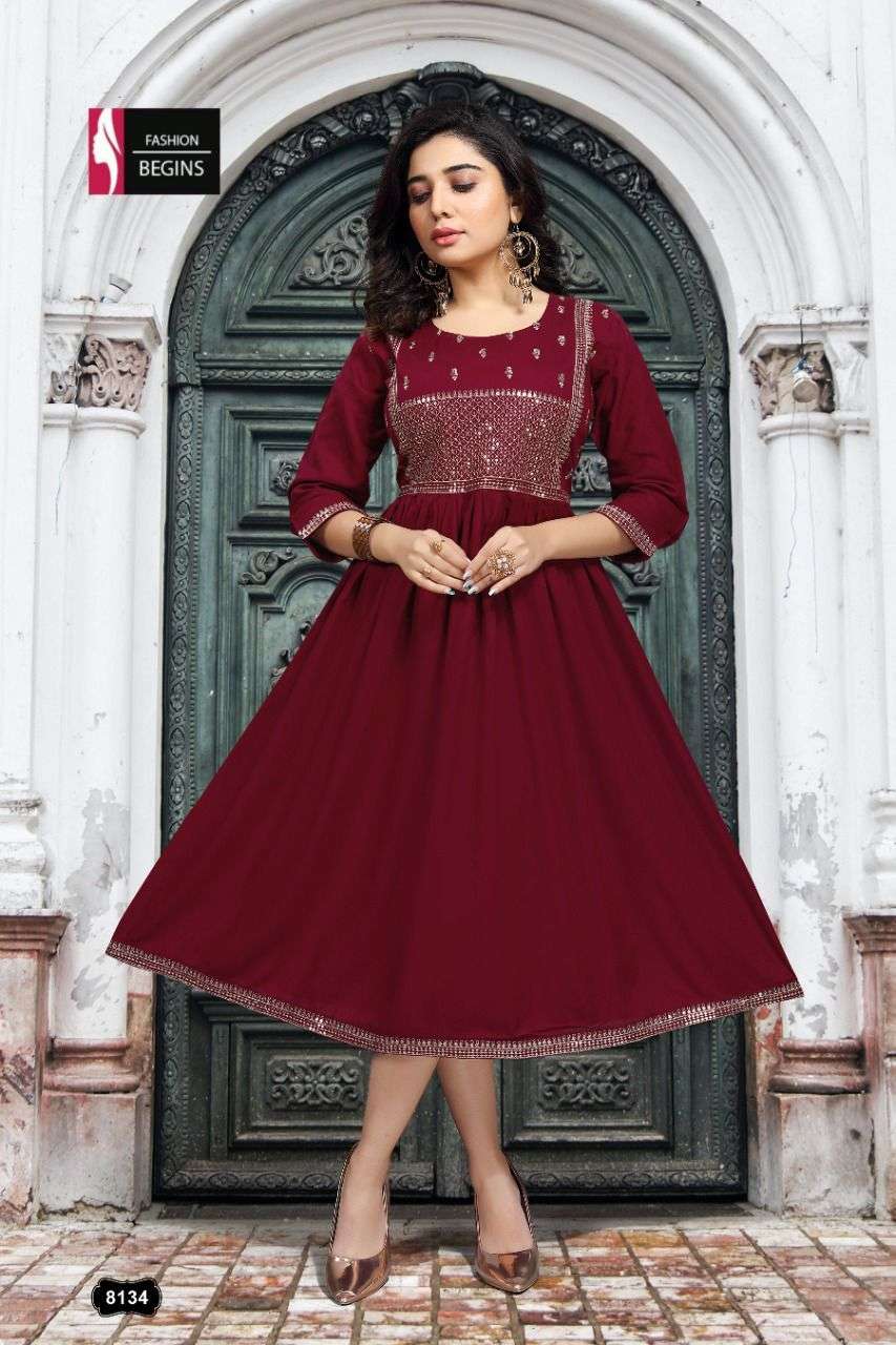 Fashion Begins Lounches  Catalogu Prisha 
