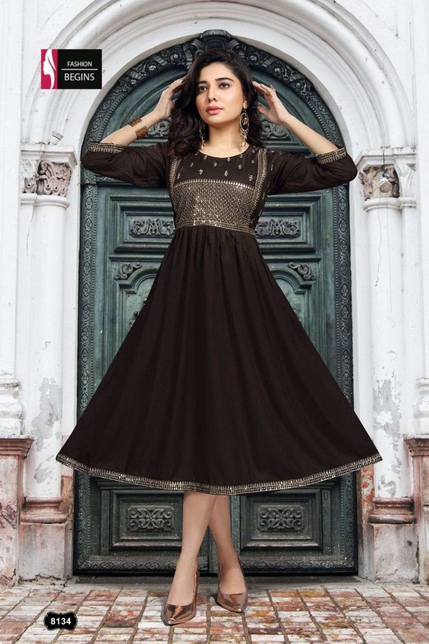Fashion Begins Lounches  Catalogu Prisha 