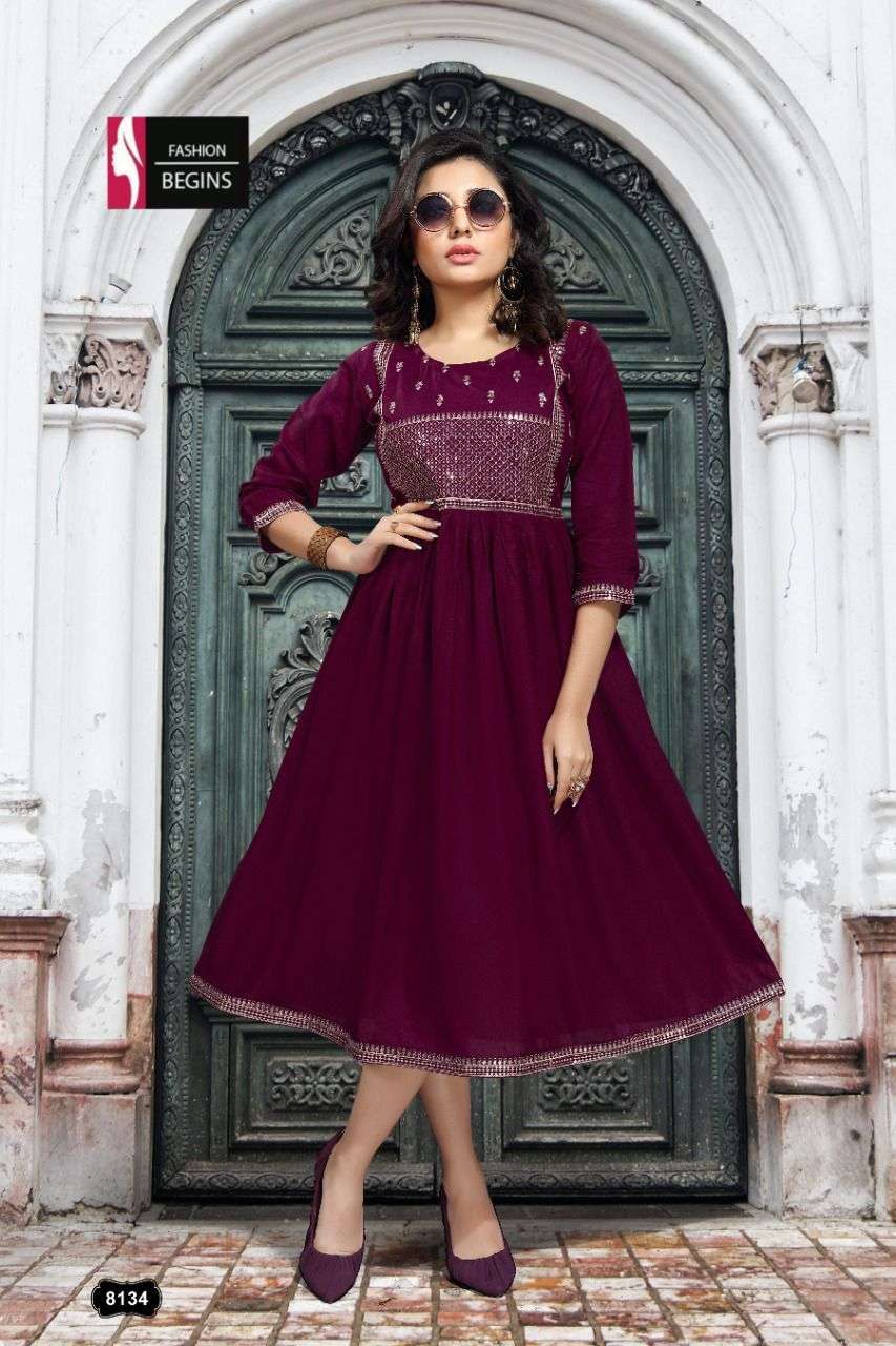 Fashion Begins Lounches  Catalogu Prisha 