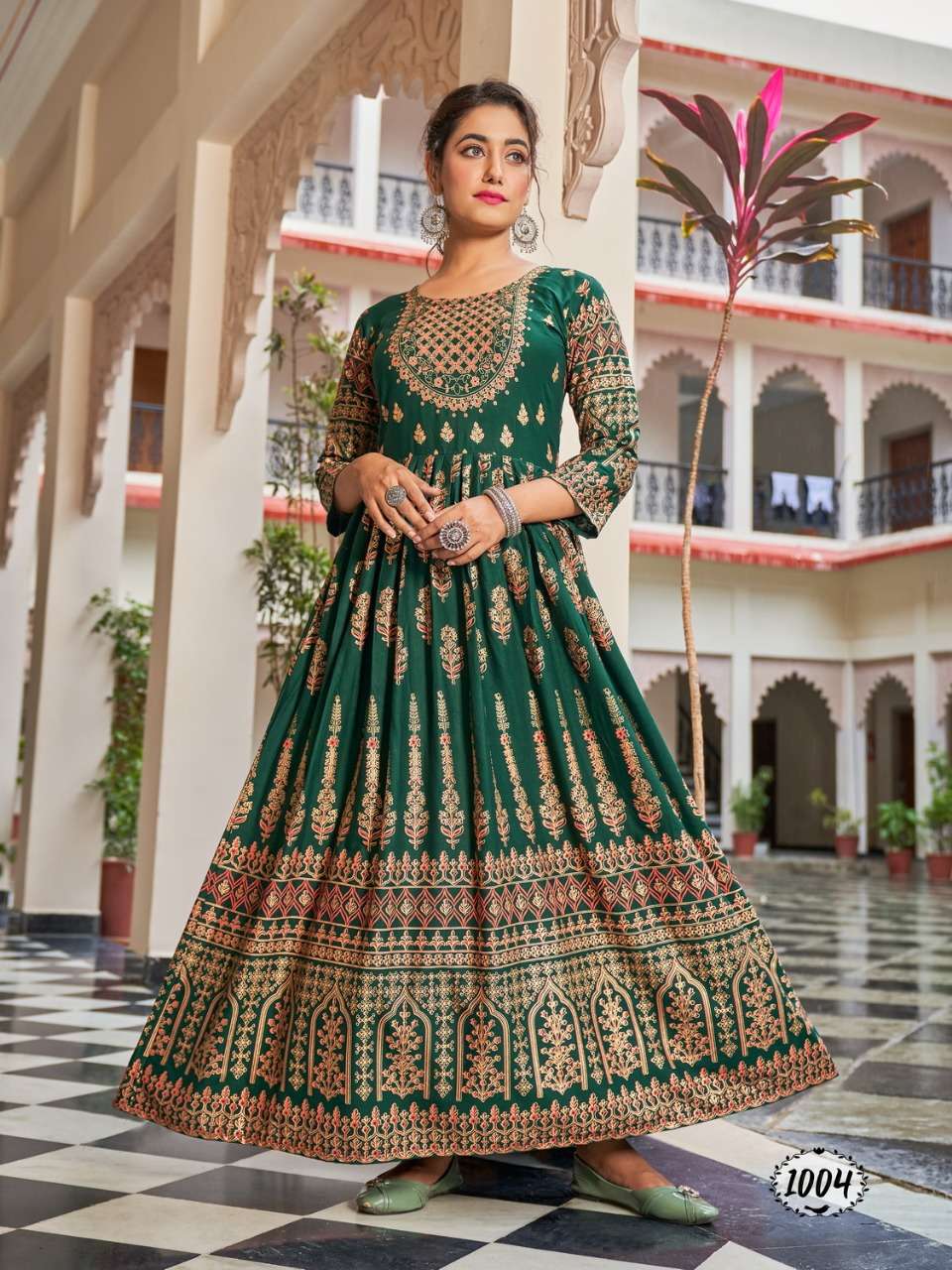 Banwery Flora Catalog Party Wear Flair Gown Wholesale