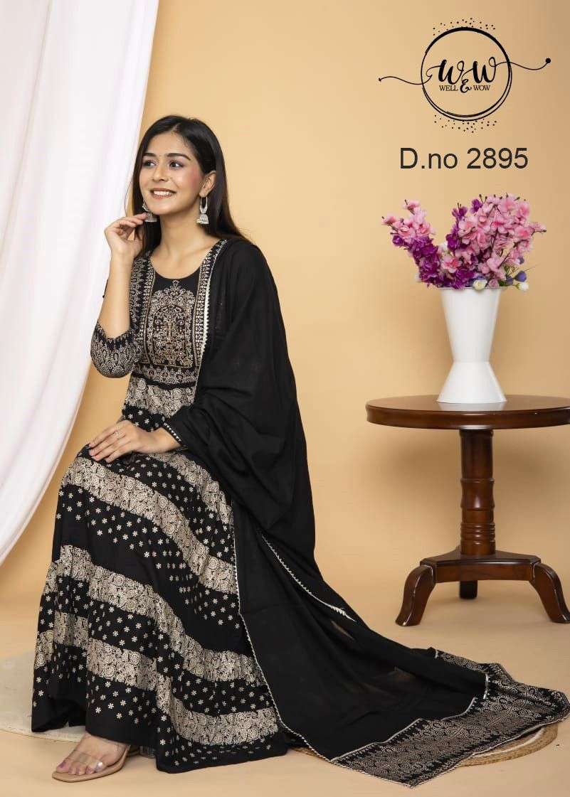 Buy Bhama Couture Women Black & Pink Solid Kurti With Sharara & Dupatta -  Kurta Sets for Women 10190817 | Myntra
