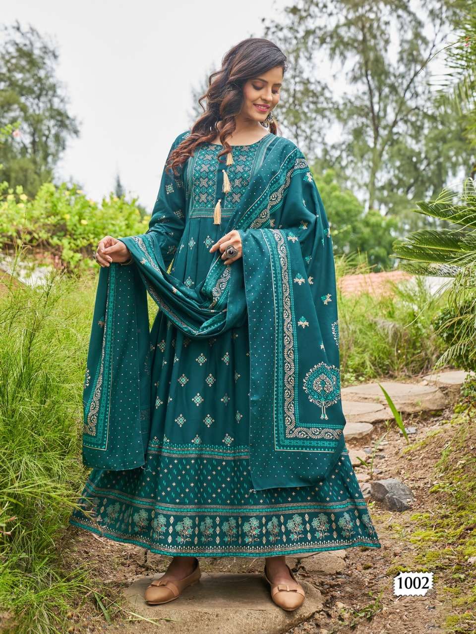 Banwery Arabic Kuthu Vol 3 Catalog Heavy Rayon With Foil Print Kurti With Dupatta Wholesale