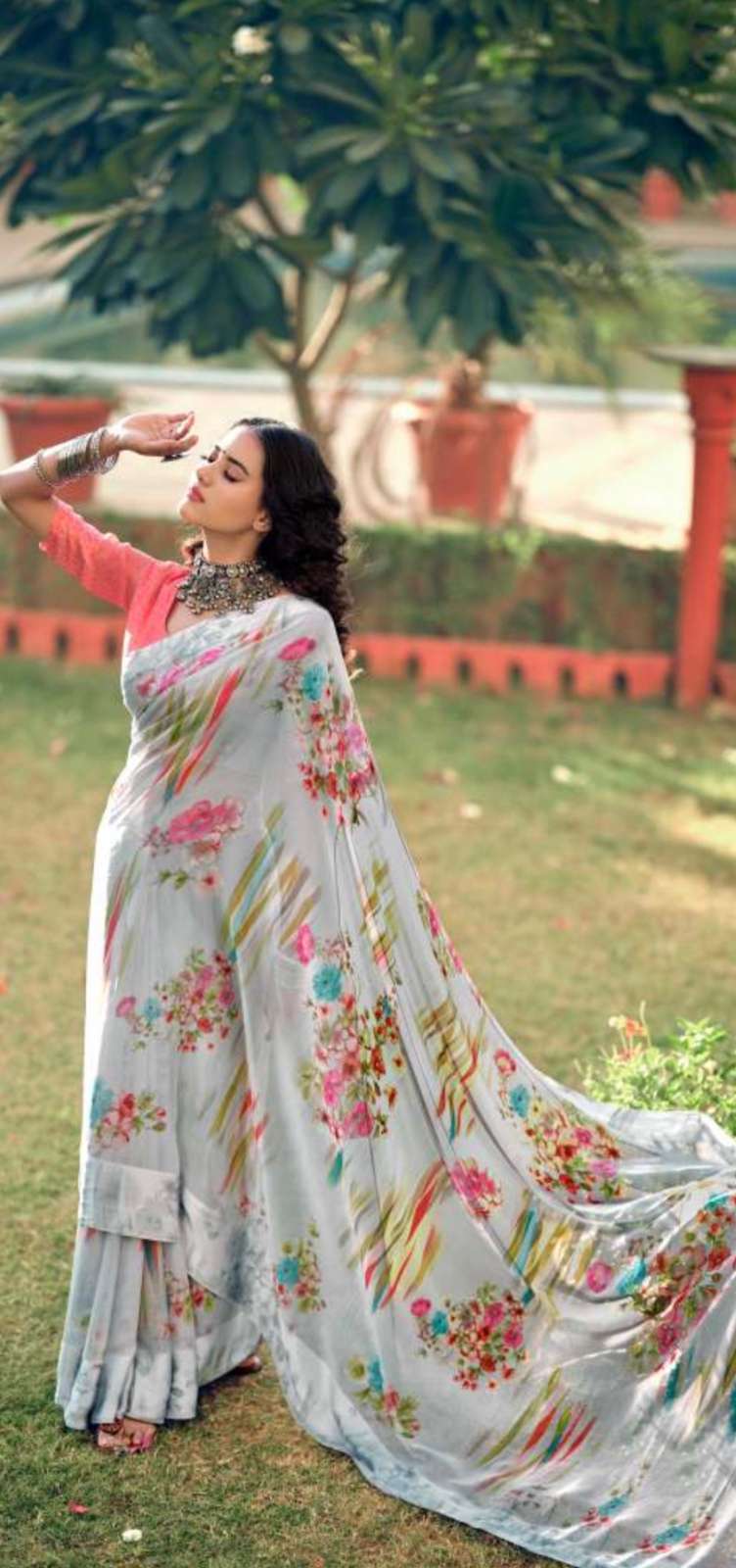 KASHVI PRESENT FANCY WEGHTLESS GEORGET DIGITAL PRINT WITH FANCY SATIN PATTA BORDER  WITH BLOUSE ON WHOLESALE 