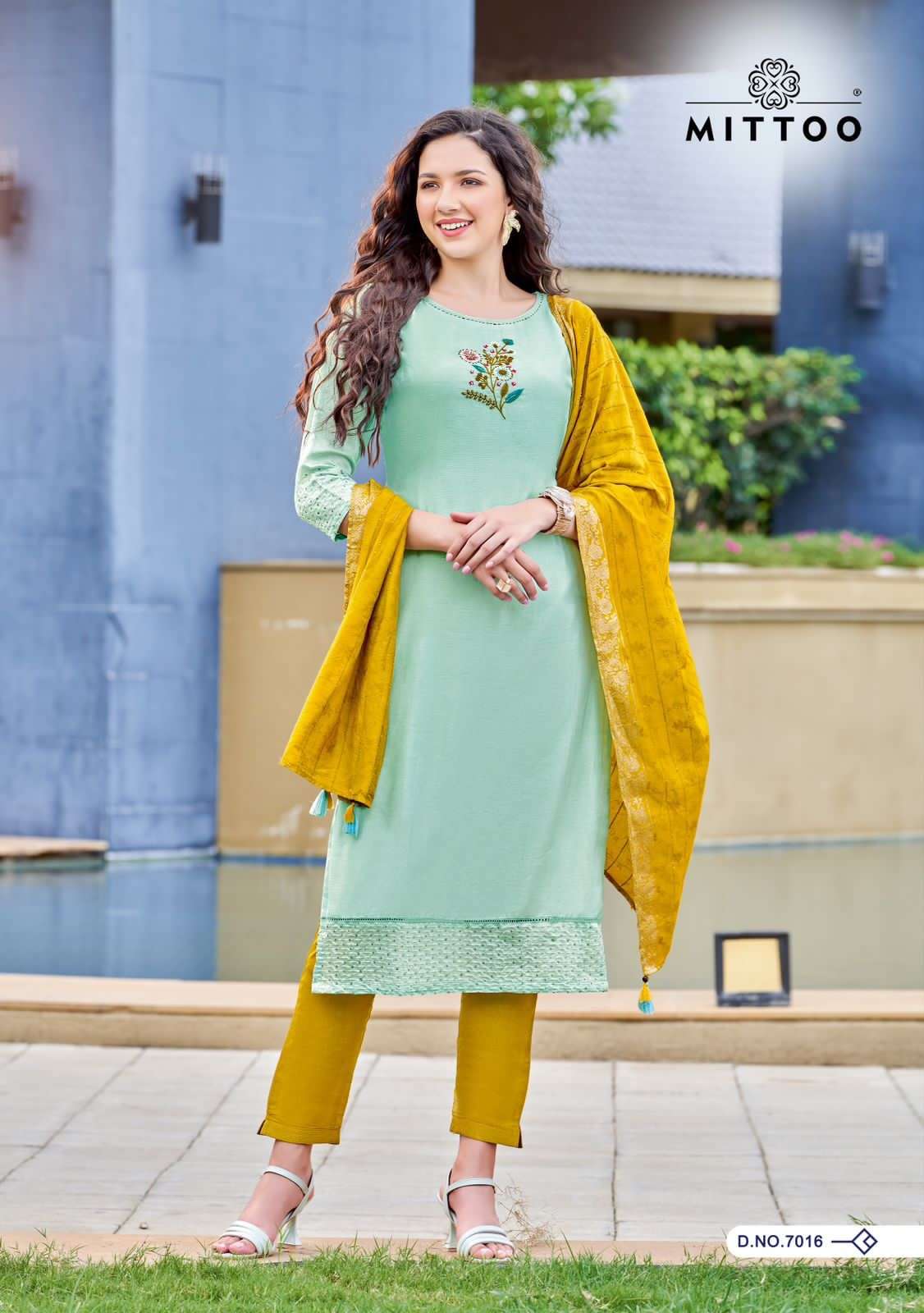 Mittoo Life Style Vol 2 Kurti pent with supatta Pair