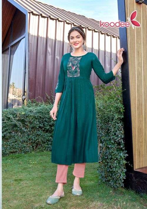 Akd Alia Cut Muslin With Digital Print Kurti Combo Set Online Wholesale  Dealer Surat