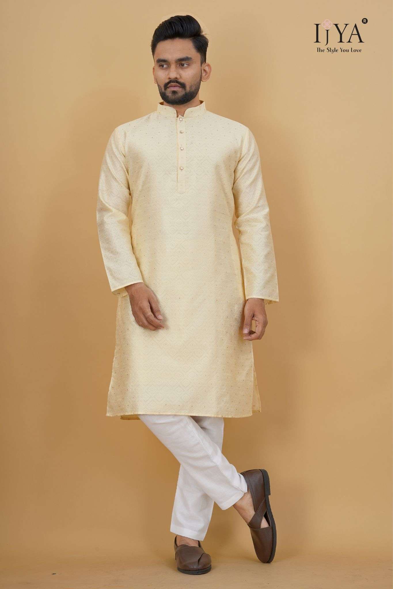 Party Wear Mens Kurta Self Designe and Jari with Button 