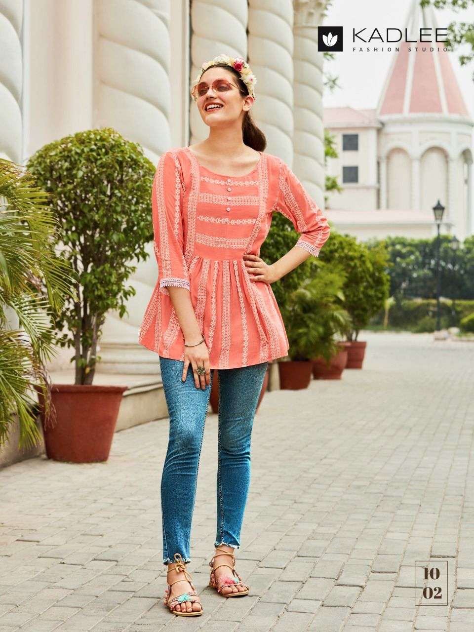 Kadlee Paris Stylish Rayon Wrinkle Print Short Tops On Wholesale