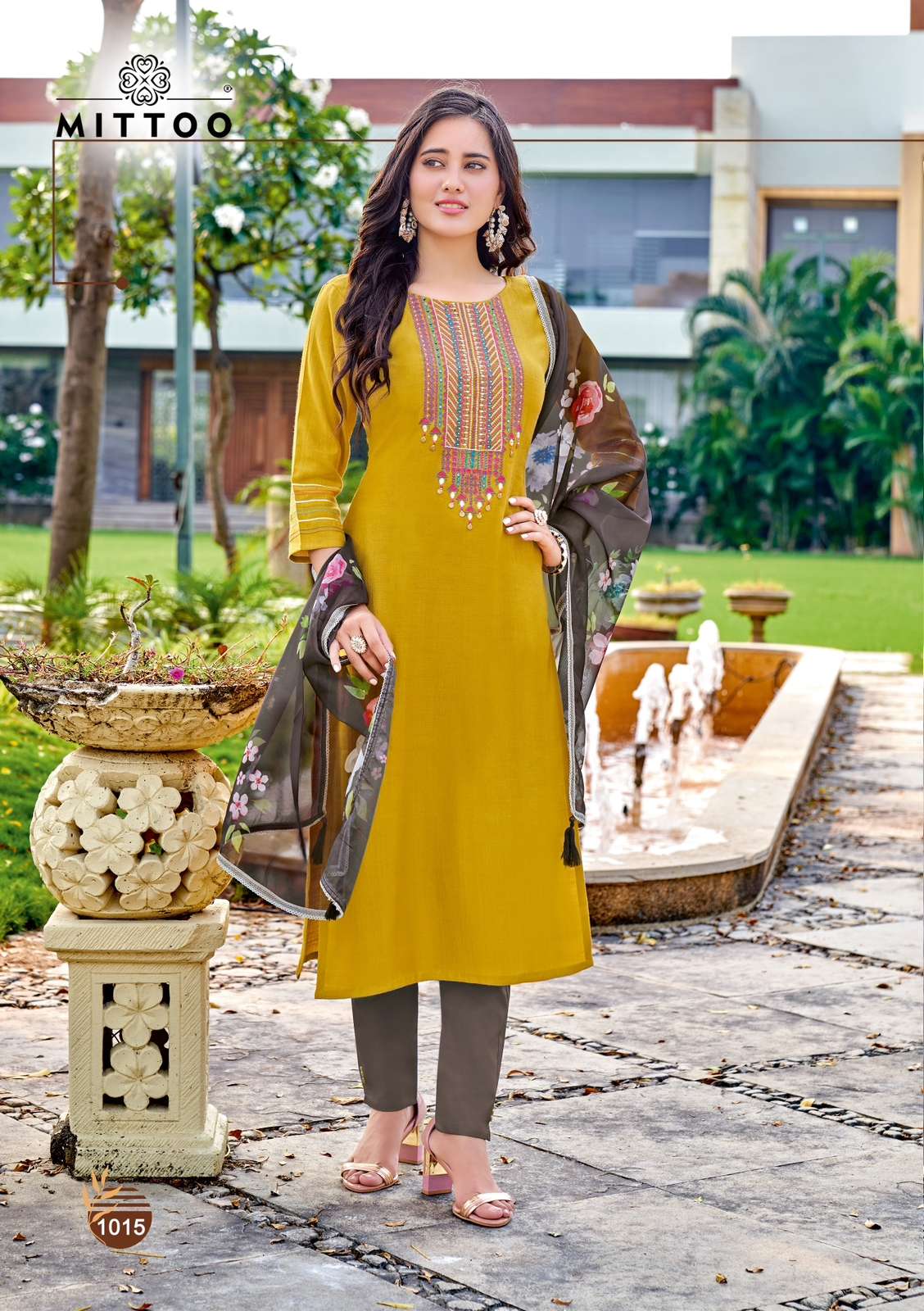 Mittoo Shringar Vol 7  Viscose Weaving Embroidery & Hand Work On Wholesale 