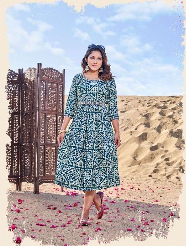Pari Carnival  Rayon 18 kg foil prints and heavy work catalog with belt On Wholesale