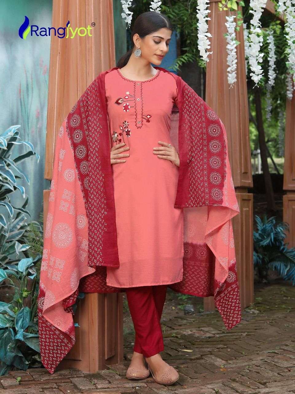 Rangjyot Chitra 1 Maska (Soft) Silk Top Bottom With Dupatta On Wholesale