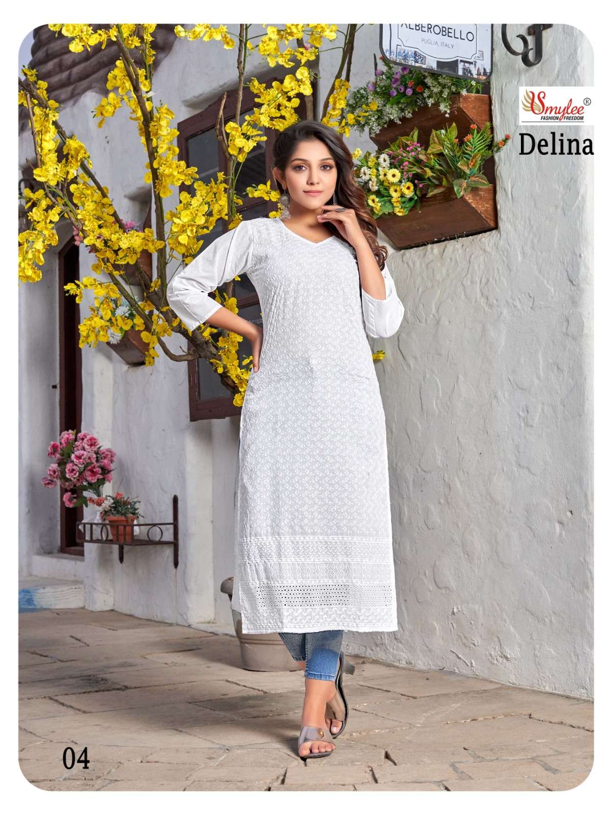 Smylee Delina Chiken Work Kurti Catlogue On Wholesale 