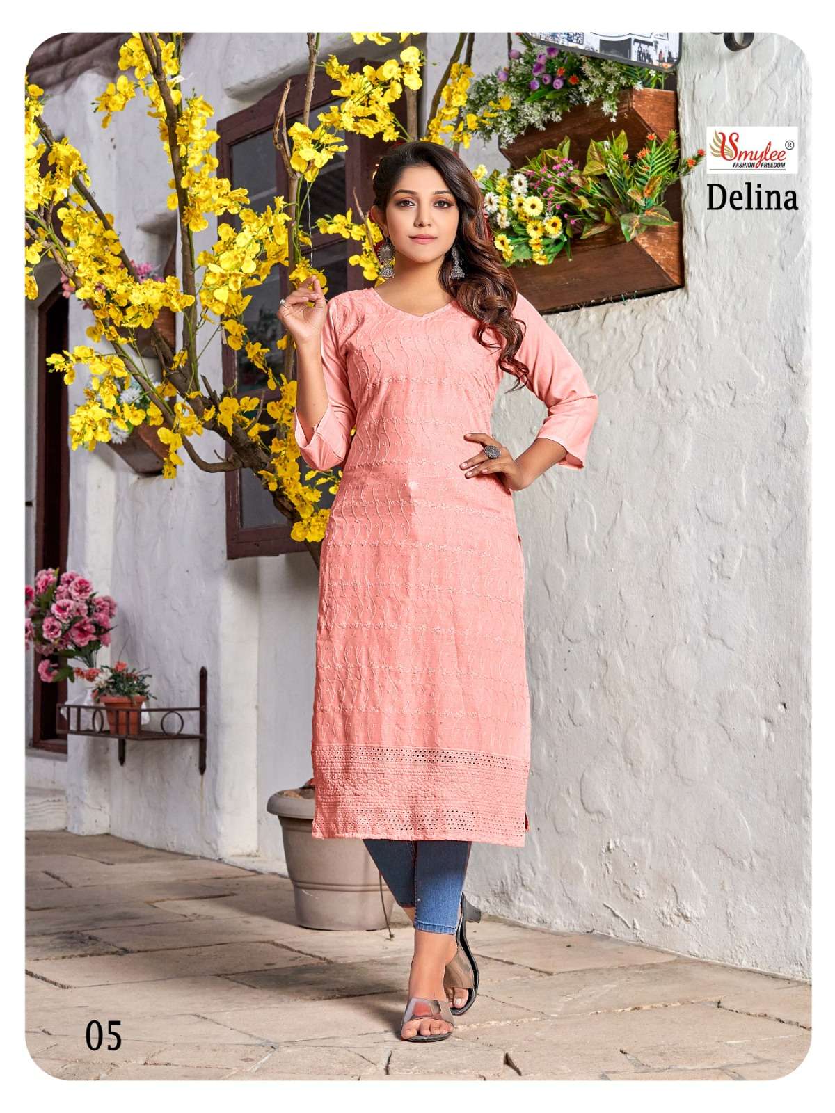 Smylee Delina Chiken Work Kurti Catlogue On Wholesale 