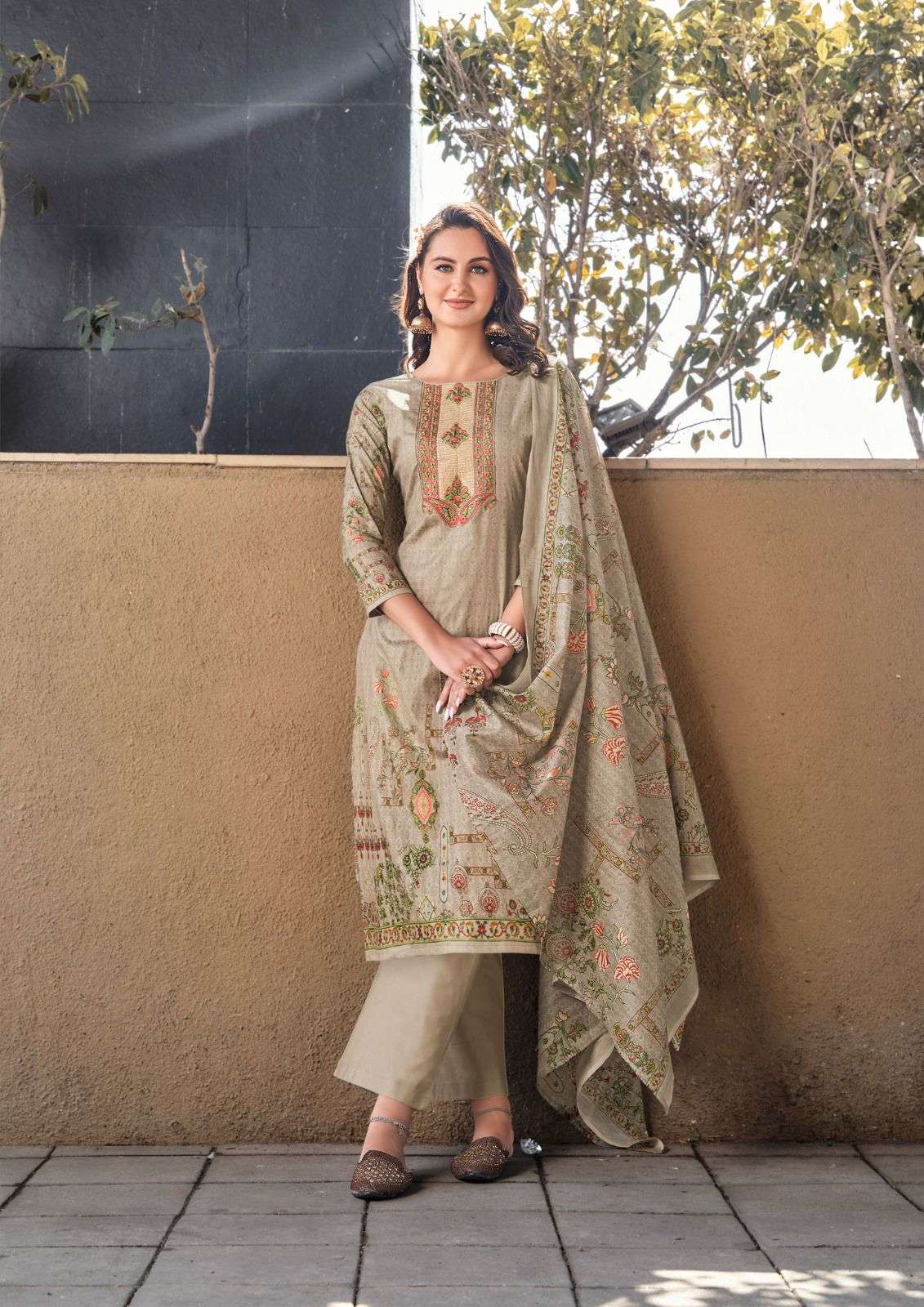 Yashika Trends Muskan Heavy Cotton Karachi Print Self Embroidery On Wholesale