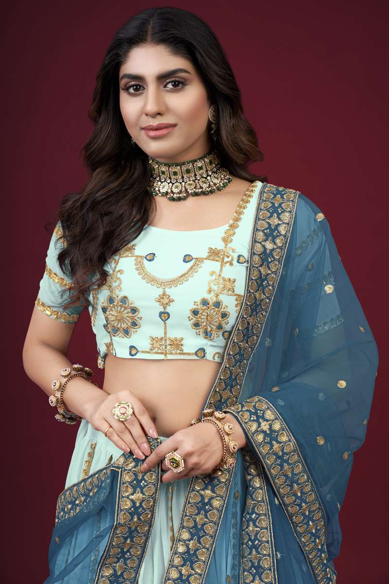 Aahvan Glamour Lehenga Choli at Wholesale Price