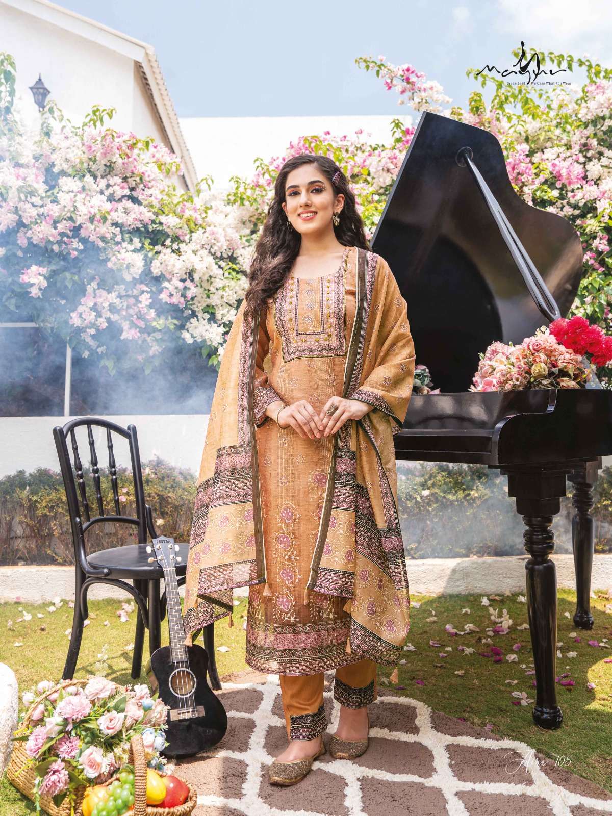 Aaina Muslien Silk Crochet Work Digital Print 3 piec set Kurti pant dupatta