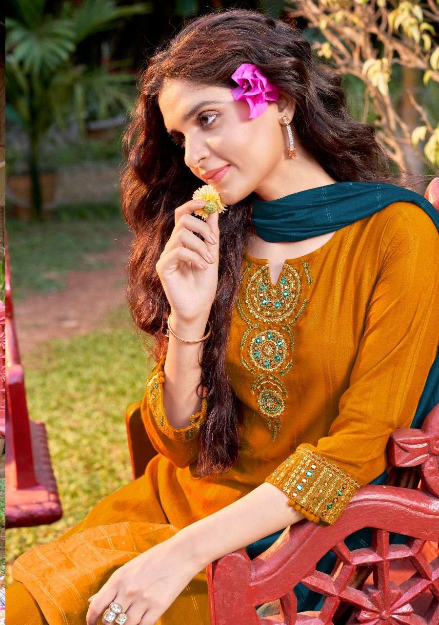 Koodee present penchant 7 kurti pant dupatta