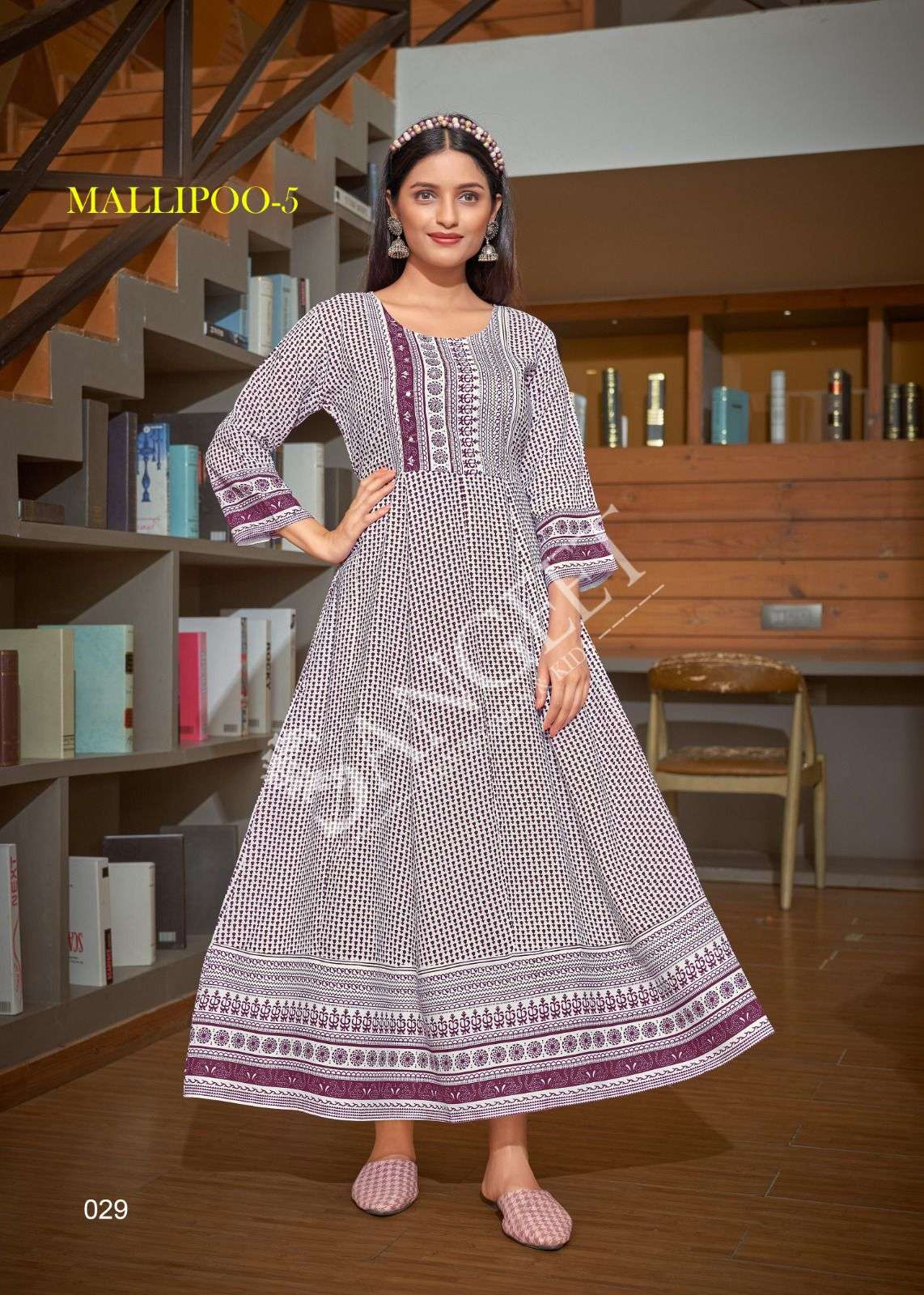 MALLIPOO-5  HEAVY RAYON GOLD KHADI PRINT NECK HANDWORK HIP KNOT ? DORI