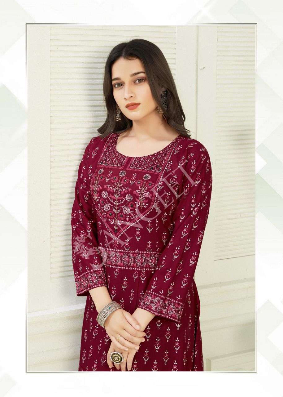 NAYANTARA-8   RAYON 14KG MULTI GOLD PRINT