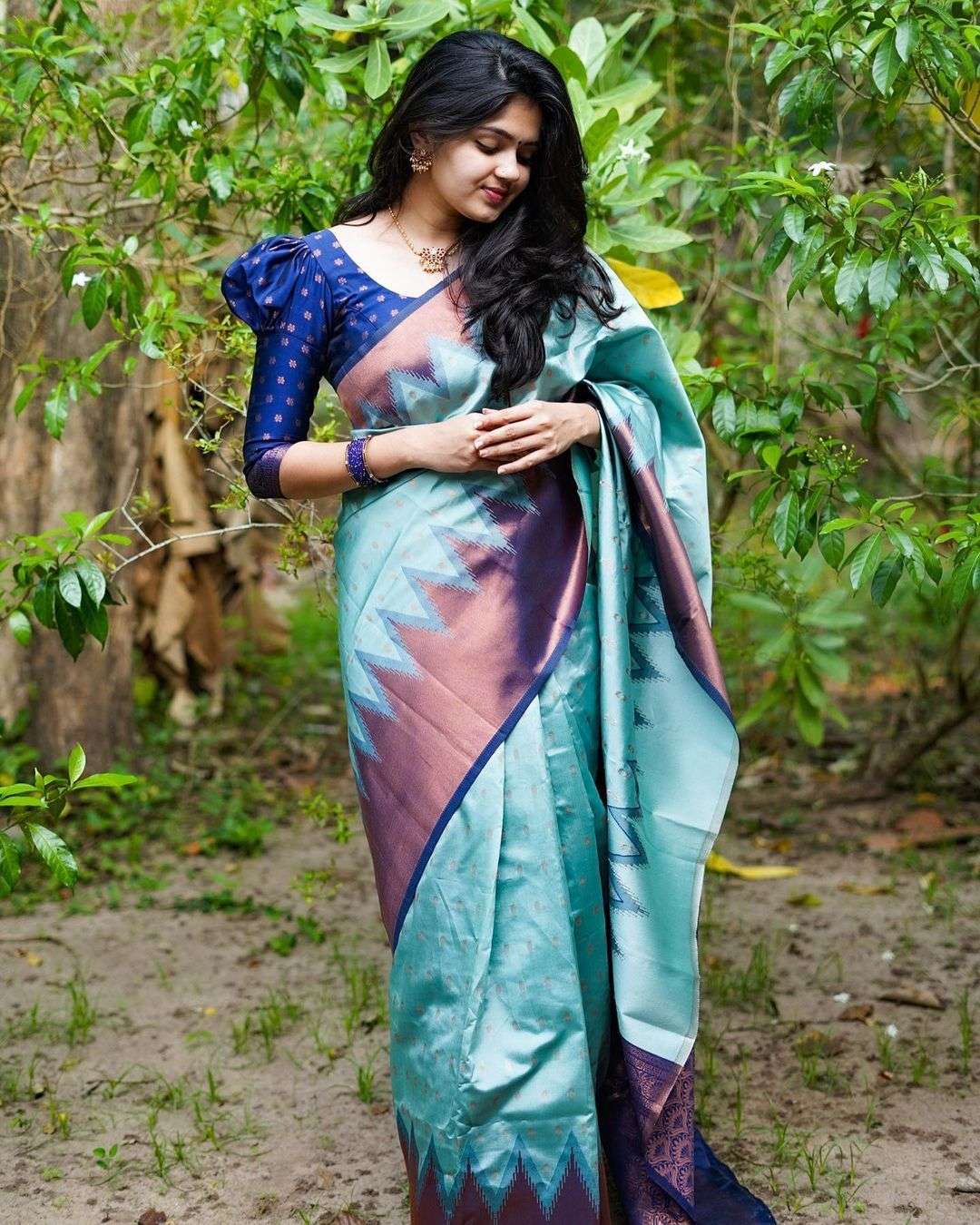 Aab Korum Silk Occasional Designer Kanjivaram Saree Wholesale catalog