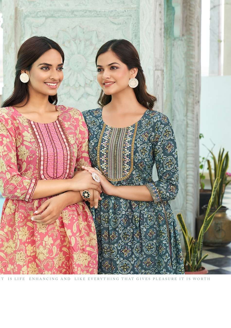 KAJAL STYLE KESARIYA VOL.1 nayracut kurati Wholesale catalog