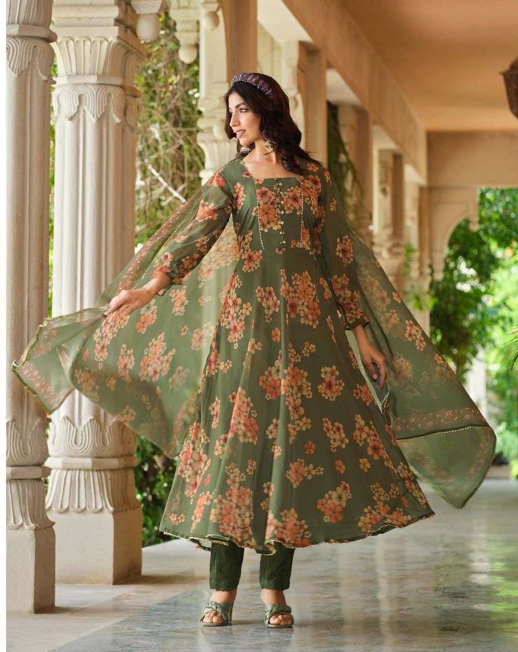 NAYLA GORGET PRINT Launch New Kurti Wholesale catalog