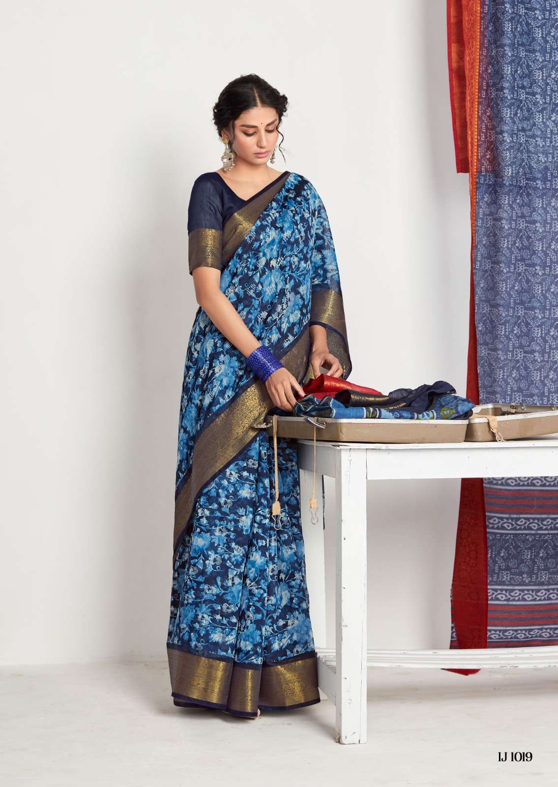 Sr Indigo Jaquard Casual Chanderi Silk Saree Wholesale catalog