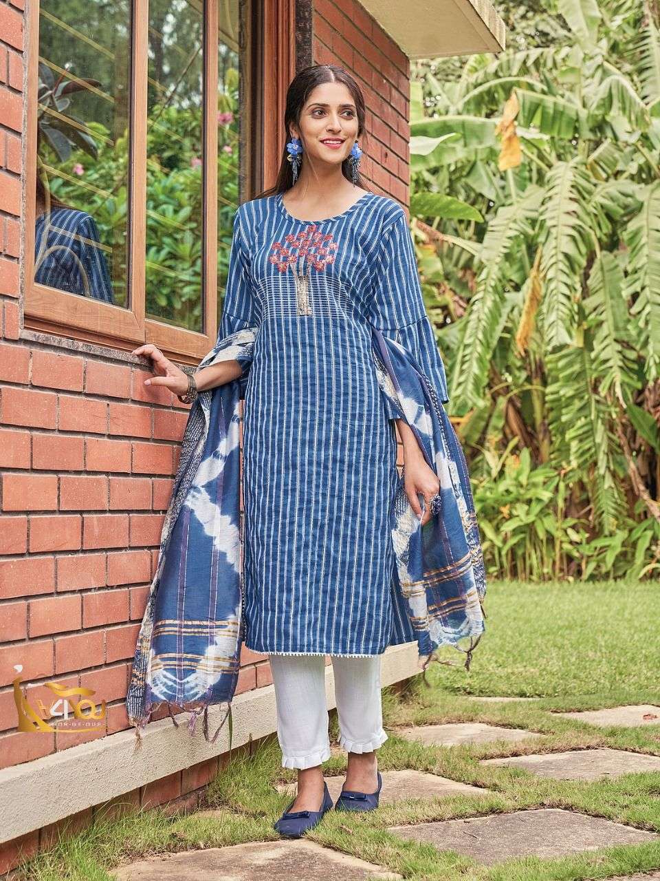V4YOU Presenting CORAL VOL 1 KURTI PENT WITH DUPATTA Wholesale catalog